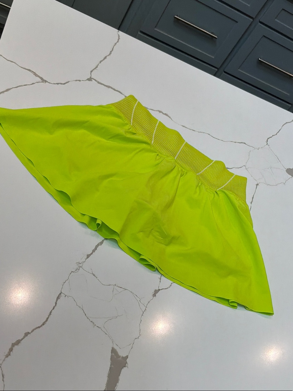 Offline by Aerie Medium Neon Lime Green Ruffled Mini Skort